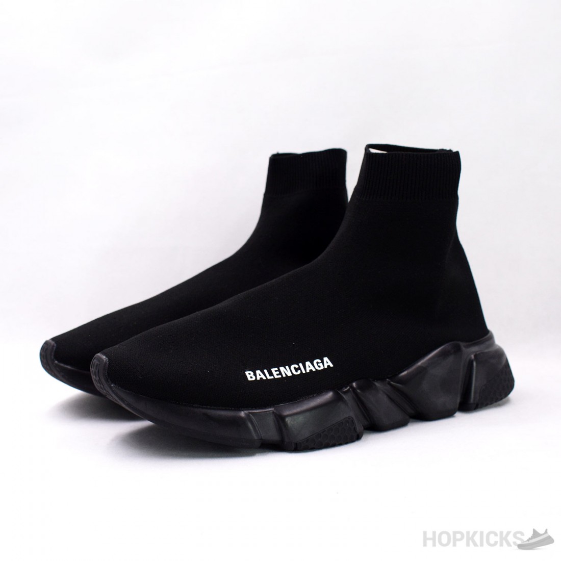 balenciaga race runner triple black